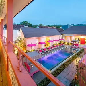 Pinkprivate Balangan - For Cool Adults Only Bed & Breakfast